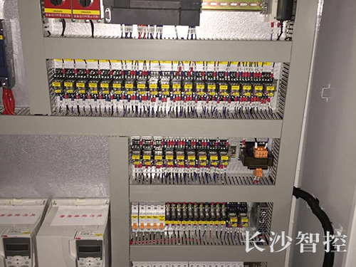 长沙智控机电设备安装有限公司,长沙自动控制系统,楼宇群控节能系统,实验室通风,配电系统,现场布线安装,实验室通风控制系统